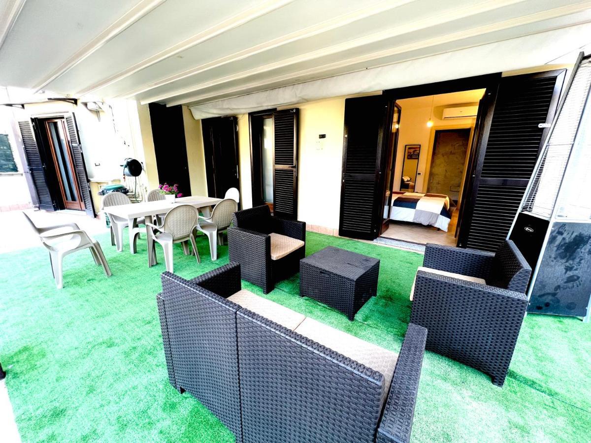 Appartamento House Of Mola Napoli Esterno foto